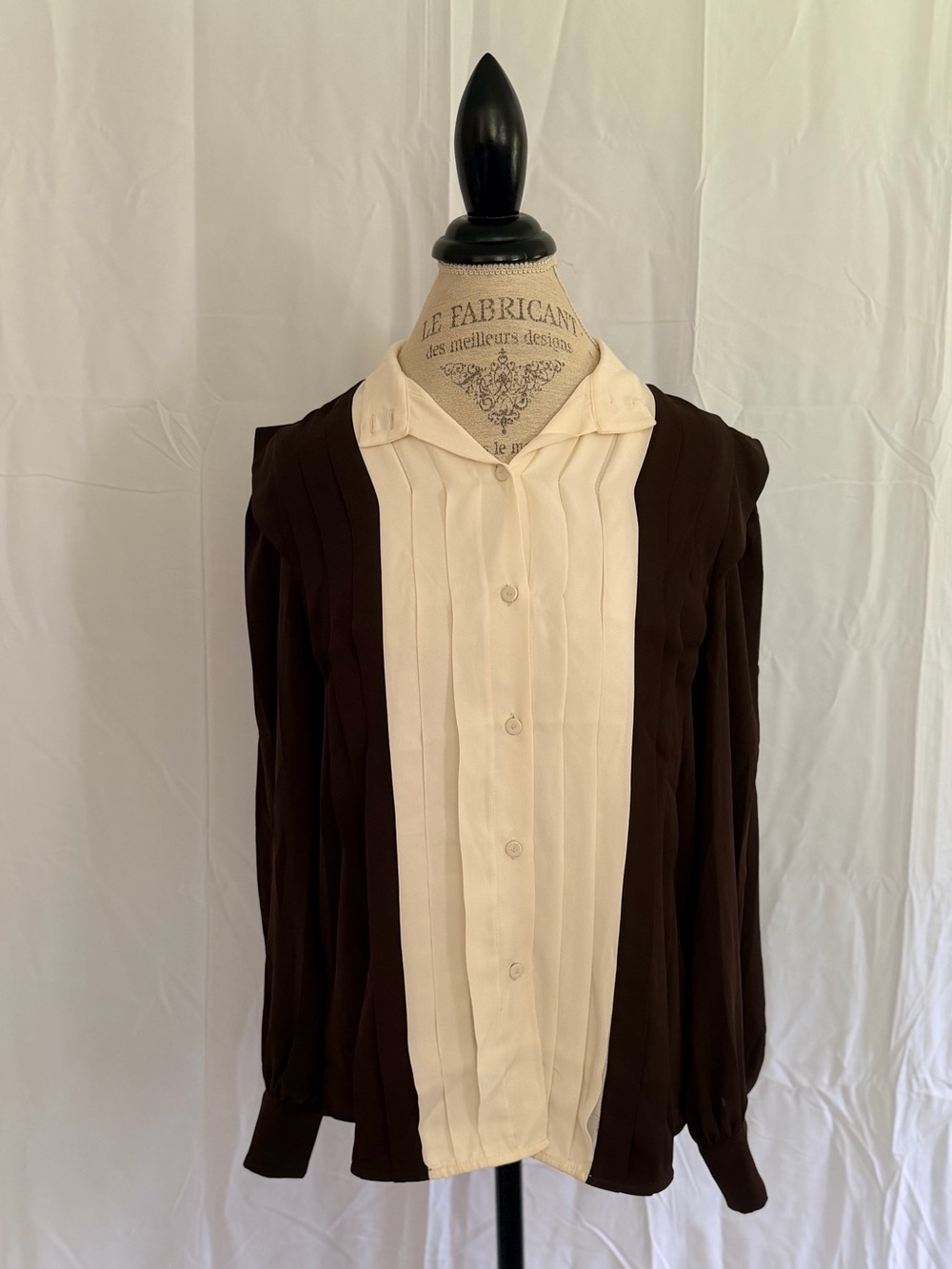 Tuckernuck x India Hicks "Grove" Pleated Blouse - Size Medium